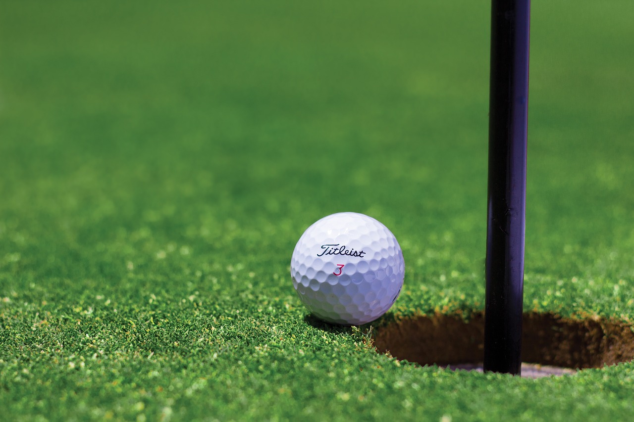 Can PGA Players Use Rangefinders?